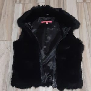 Jennifer.J fur vest